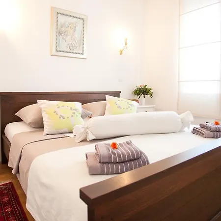 Apartman Roko *